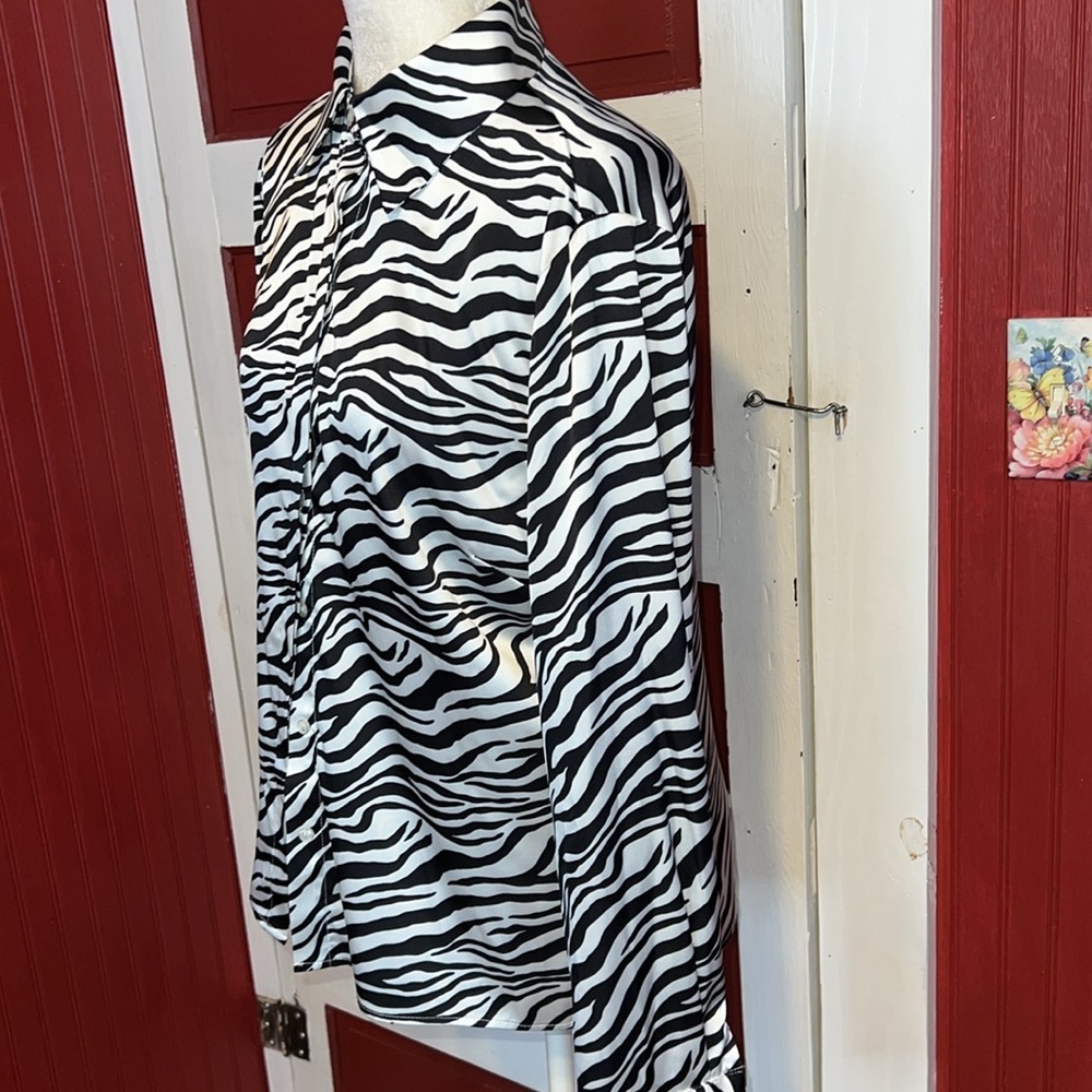 Boston ProperZebra Print Blouse 10 - Picture 2 of 7